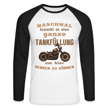 Manchmal braucht es eine Tankfüllung - Unisex Baseballshirt langarm - Weiß/Schwarz - Vorne - Nik (191cm)