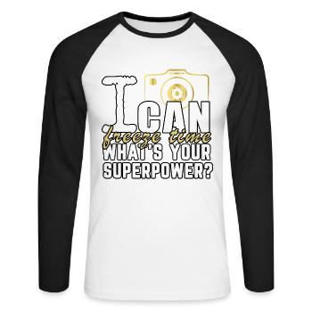 Photographe Freeze Time Superpower - T-shirt baseball manches longues Homme - blanc/noir - Devant - Nik (191cm)