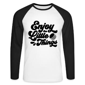 Enjoy The Little Things Snacking Macaron Lover - Unisex Long Sleeve Baseball T-Shirt - white/black - Front - Nik (191cm)