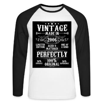 Millésime fabriqué en 2006 Vieilli parfaitement mûri - T-shirt baseball manches longues Homme - blanc/noir - Devant - Nik (191cm)