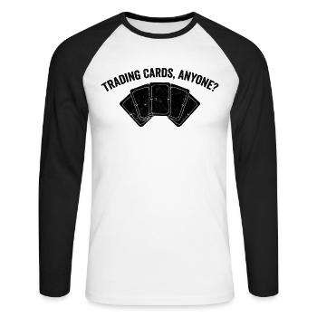 Lustiges Sammelkartenspiel TCG - Unisex Baseballshirt langarm - Weiß/Schwarz - Vorne - Nik (191cm)