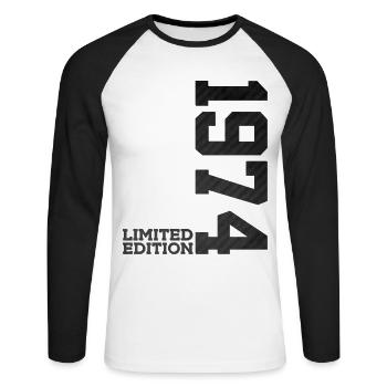 52E ANNIVERSAIRE ÉDITION LIMITÉE 1974 - T-shirt baseball manches longues Homme - blanc/noir - Devant - Nik (191cm)