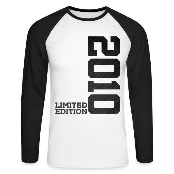 16. GEBURTSTAG LIMITED EDITION 2010 - Unisex Baseballshirt langarm - Weiß/Schwarz - Vorne - Nik (191cm)