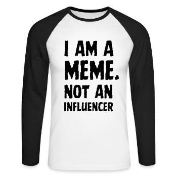 Je suis un mème pas un cadeau de mème d’influence - T-shirt baseball manches longues Homme - blanc/noir - Devant - Nik (191cm)