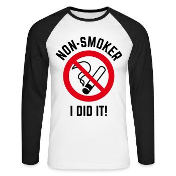 Non-Smoker – I Did It! (3C / B) - Unisex Baseballshirt langarm - Weiß/Schwarz - Vorne - Nik (191cm)