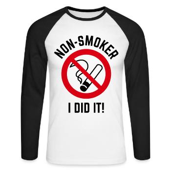 Non-Smoker – I Did It! (3C / B) - Unisex Baseballshirt langarm - Weiß/Schwarz - Vorne - Nik (191cm)