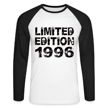 Limited Edition 1996 Geburtstag 1996 Geburtstag - Unisex Baseballshirt langarm - Weiß/Schwarz - Vorne - Nik (191cm)