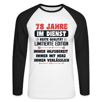 78 Jahre im Dienst 78 Jähriges Dienstjubiläum - Unisex Baseballshirt langarm - Weiß/Schwarz - Vorne - Nik (191cm)