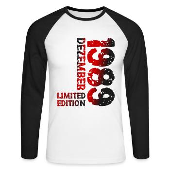 1989 Décembre Edition Limitée 34ème Anniversaire Décoration - T-shirt baseball manches longues Homme - blanc/noir - Devant - Nik (191cm)