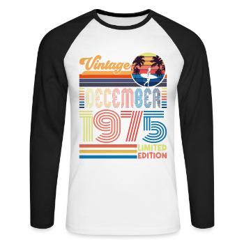 Anniversaire Décembre 1975. Cadeau decembre 1975. - T-shirt baseball manches longues Homme - blanc/noir - Devant - Nik (191cm)