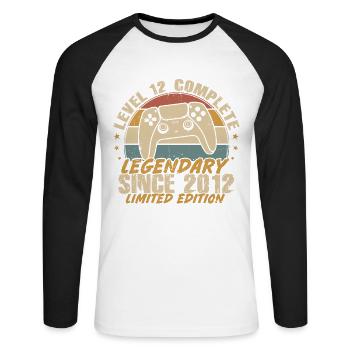 Level 12 Complete Legendär seit 2012 - Unisex Baseballshirt langarm - Weiß/Schwarz - Vorne - Nik (191cm)