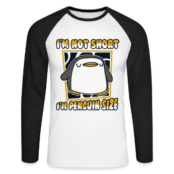 I'm Not Short I'm Penguin Size Kaiserpinguin - Unisex Baseballshirt langarm - Weiß/Schwarz - Vorne - Nik (191cm)