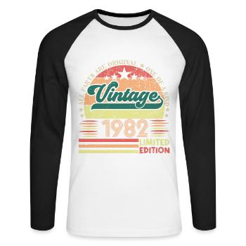 Retro 1982 Geburtstagsgeschenk. Jahrgang 1982. - Unisex Baseballshirt langarm - Weiß/Schwarz - Vorne - Nik (191cm)