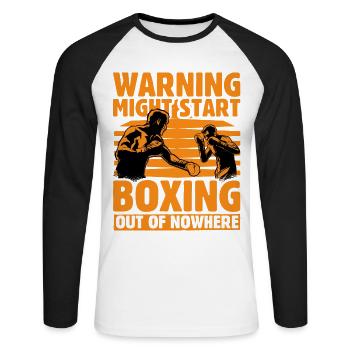 Warnung kann Boxen aus dem Nichts auslösen - Unisex Baseballshirt langarm - Weiß/Schwarz - Vorne - Nik (191cm)
