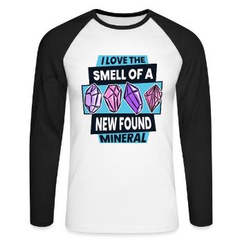 I Love The Smell Of A New Found Mineral Mineral - Unisex Long Sleeve Baseball T-Shirt - white/black - Front - Nik (191cm)