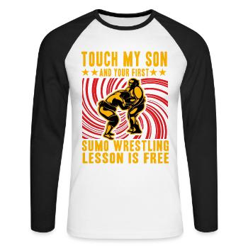 Berühre meinen Sohn und deine erste Sumo-Stunde ist kostenlos - Unisex Baseballshirt langarm - Weiß/Schwarz - Vorne - Nik (191cm)