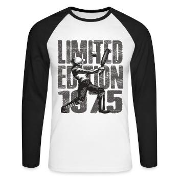 Édition limitée 1975 Édition limitée Cricket - T-shirt baseball manches longues Homme - blanc/noir - Devant - Nik (191cm)