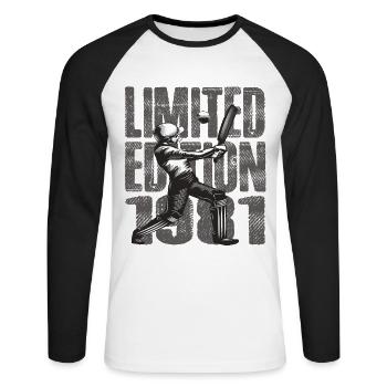 Édition limitée 1981 Édition limitée Cricket - T-shirt baseball manches longues Homme - blanc/noir - Devant - Nik (191cm)