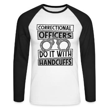 Faites-le avec des menottes Prison Guard Corrections - T-shirt baseball manches longues Homme - blanc/noir - Devant - Nik (191cm)