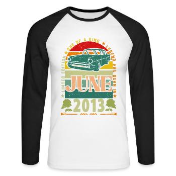 Geburtstagsgeschenk Juni 2013. Juni 2013 Juni 2013 - Unisex Baseballshirt langarm - Weiß/Schwarz - Vorne - Nik (191cm)