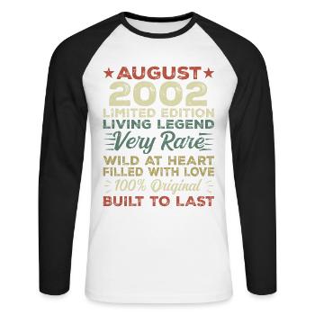 August 2002 - Geschenkidee Für August 2002 - 2002 - Unisex Baseballshirt langarm - Weiß/Schwarz - Vorne - Nik (191cm)