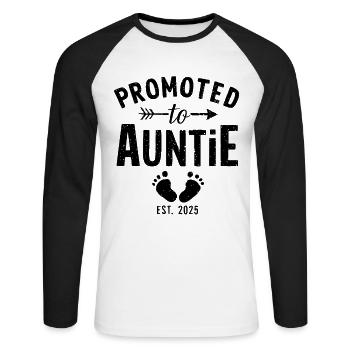 Promoted to Auntie 2025 Gender Reveal Funny - Unisex Long Sleeve Baseball T-Shirt - white/black - Front - Nik (191cm)