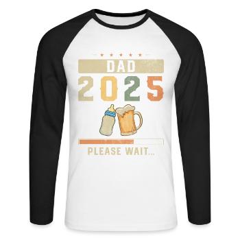 Papa 2025 Annonce de la grossesse Futur papa - T-shirt baseball manches longues Homme - blanc/noir - Devant - Nik (191cm)