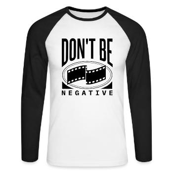 Photo Camera Funny Sayings Animal Nature Photographer - Unisex Long Sleeve Baseball T-Shirt - white/black - Front - Nik (191cm)