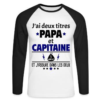 Deux titres papa et capitaine,fête des pères, noël - T-shirt baseball manches longues Homme - blanc/noir - Devant - Nik (191cm)