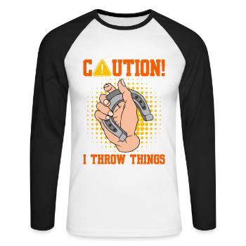 Caution I Throw Things Horseshoe Pitching - Unisex Baseballshirt langarm - Weiß/Schwarz - Vorne - Nik (191cm)