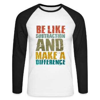 Mathe - Unisex Baseballshirt langarm - Weiß/Schwarz - Vorne - Nik (191cm)