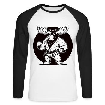 Karate Moose – Design for Scandinavian Karatekas - Unisex Long Sleeve Baseball T-Shirt - white/black - Front - Nik (191cm)