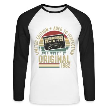 1982 Vintage Vintage 1982 Birthday 1982 Retro - Unisex Long Sleeve Baseball T-Shirt - white/black - Front - Nik (191cm)