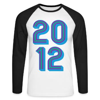 2012 Geburtsjahr | Farben änderbar - Unisex Baseballshirt langarm - Weiß/Schwarz - Vorne - Nik (191cm)