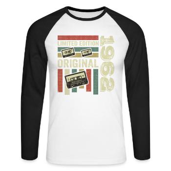 Vintage 1962 - Retro Geburtstagsspruch 1962 - Unisex Baseballshirt langarm - Weiß/Schwarz - Vorne - Nik (191cm)