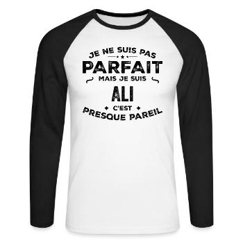 Ali – ein lustiger und stolzer Vorname, Legende - Unisex Baseballshirt langarm - Weiß/Schwarz - Vorne - Nik (191cm)