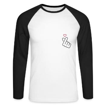 Liebe - Handzeichen mit Herz - Unisex Baseballshirt langarm - Weiß/Schwarz - Vorne - Nik (191cm)