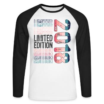 Limited Edition since 2018 Birthday Vintage 2018 - Unisex Long Sleeve Baseball T-Shirt - white/black - Front - Nik (191cm)