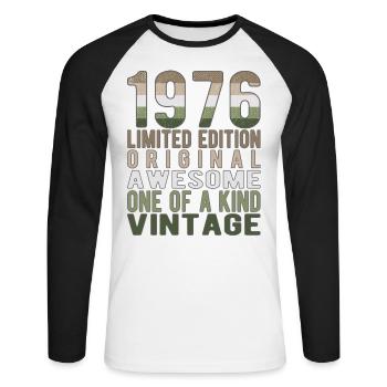 Edition limitée depuis 1976 Anniversaire Millésime 1976 - T-shirt baseball manches longues Homme - blanc/noir - Devant - Nik (191cm)