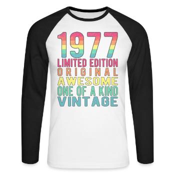 Limited Edition Since 1977 Birthday Vintage 1977 - Unisex Long Sleeve Baseball T-Shirt - white/black - Front - Nik (191cm)