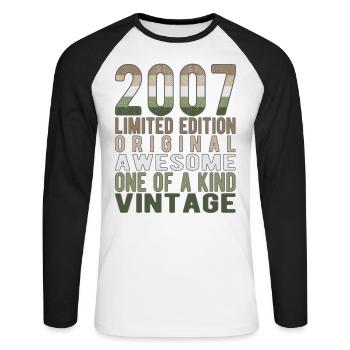 Limited Edition Since 2007 Birthday Vintage 2007 - Unisex Long Sleeve Baseball T-Shirt - white/black - Front - Nik (191cm)