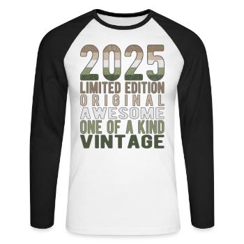 Edition limitée depuis 2025 Anniversaire Millésime 2025 - T-shirt baseball manches longues Homme - blanc/noir - Devant - Nik (191cm)