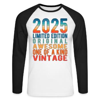 Edition limitée depuis 2025 Anniversaire Millésime 2025 - T-shirt baseball manches longues Homme - blanc/noir - Devant - Nik (191cm)
