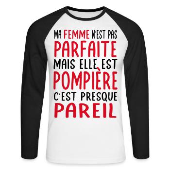 Ma femme n'est pas parfaite mais elle est pompière - T-shirt baseball manches longues Homme - blanc/noir - Devant - Nik (191cm)