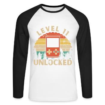 Level 11 Unlocked - Unisex Long Sleeve Baseball T-Shirt - white/black - Front - Nik (191cm)