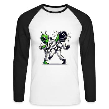 Alien vs Astronaut Karate Battle - Unisex Long Sleeve Baseball T-Shirt - white/black - Front - Nik (191cm)