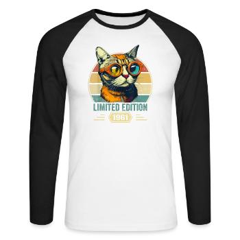 Awesome since 1961 Katze Geburtstag Geschenk - Unisex Baseballshirt langarm - Weiß/Schwarz - Vorne - Nik (191cm)