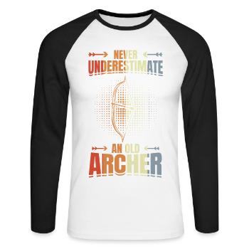 Unterschätze nie alte Bogenschützen - Unisex Baseballshirt langarm - Weiß/Schwarz - Vorne - Nik (191cm)