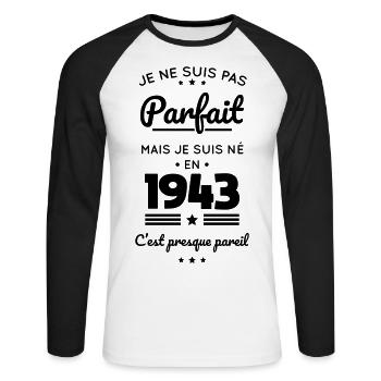 Anniversaire 81 ans - Pas parfait mais né en 1943 - T-shirt baseball manches longues Homme - blanc/noir - Devant - Nik (191cm)