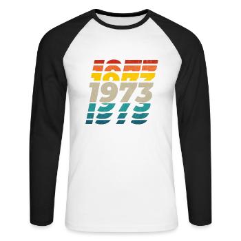 1973 vintage logo 50. Geburtstag, Geburtags Shirt - Unisex Baseballshirt langarm - Weiß/Schwarz - Vorne - Nik (191cm)